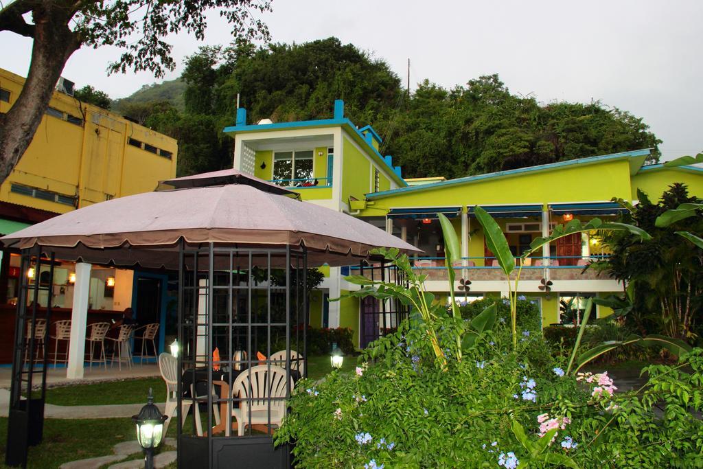 Castle Comfort Lodge 로조 외부 사진